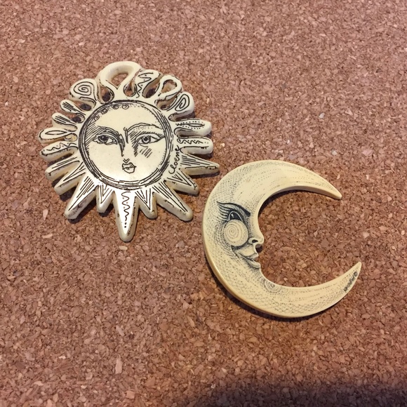 Sun and Moon Pins - Picture 14 of 16